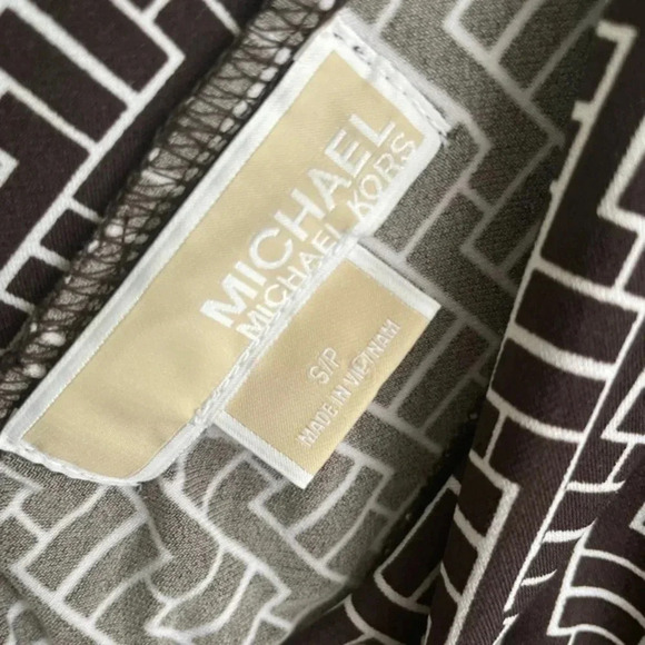 Michael Kors Dressy Tank Top Size Small S Sleeveless Shirt Blouse EUC - Picture 2 of 5